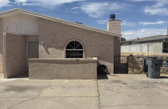 2807 Beachcomber Drive