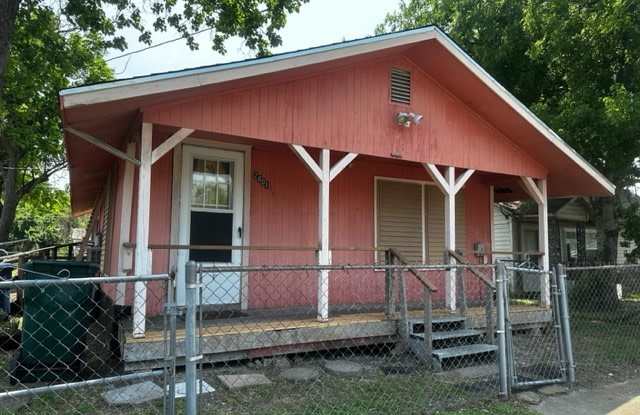 2801 Niagara Street