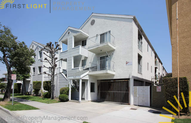 316 Cherry Ave - 303 - 316 Cherry Ave, Long Beach, CA 90814