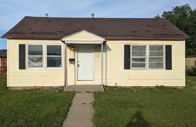 1632 S Glenn St - 1632 South Glenn Avenue, Wichita, KS 67213