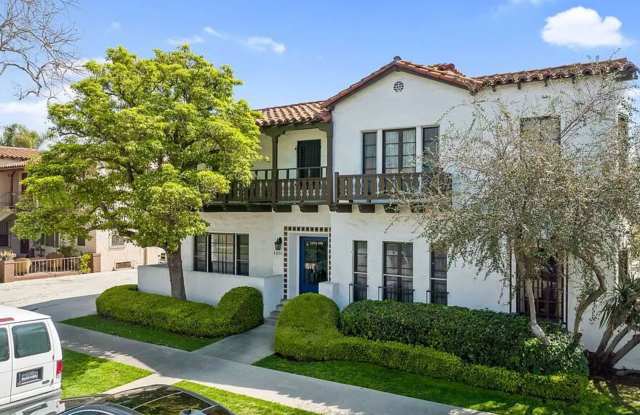 Romantic and authentic Spanish fourplex unit for lease in highly desirable Leimert Park