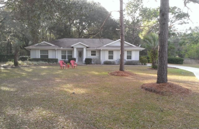 18381 SW 69TH LOOP - 18381 Southwest 69th Loop, Marion County, FL 34432