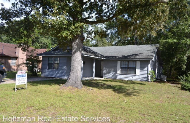 1312 Forest Lake Dr - 1312 Forest Lake Drive, Hinesville, GA 31313