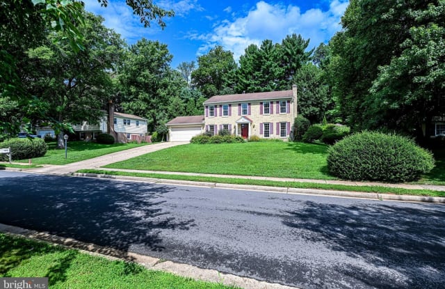 1824 ABBOTSFORD DRIVE - 1824 Abbotsford Drive, Wolf Trap, VA 22182