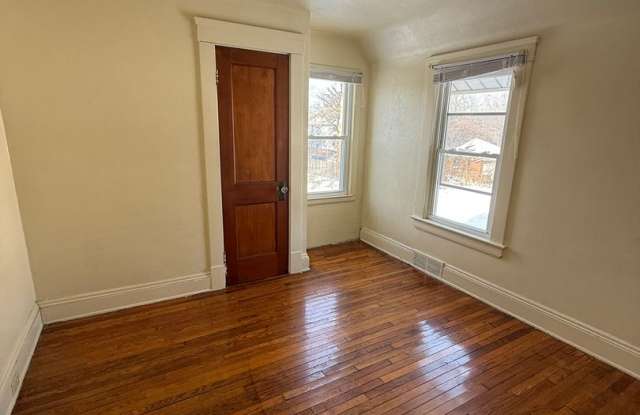 3bd Single Section 8