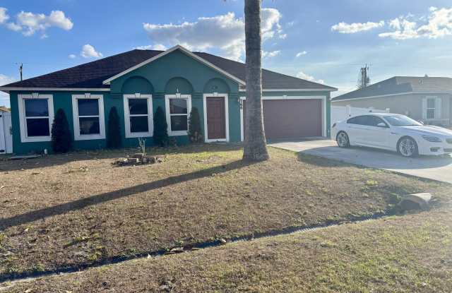 766 NW Bayard Avenue