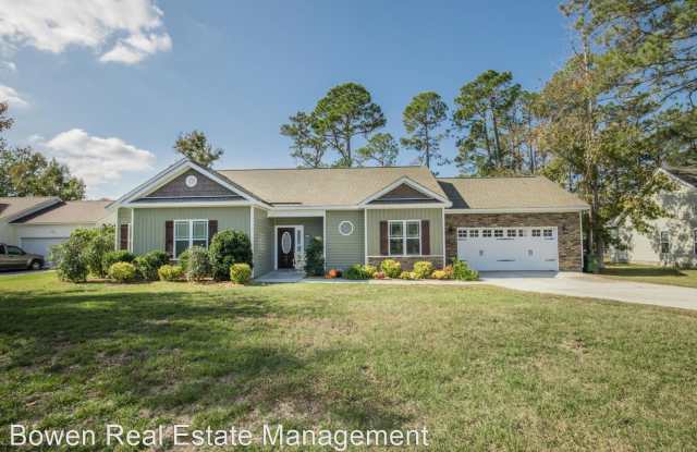 301 Chadwick Shores Drive - 301 Chadwick Shores Drive, Onslow County, NC 28460