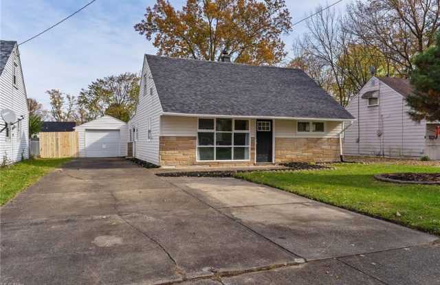183 Carnegie Ave