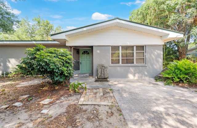 113 ALACHUA DRIVE