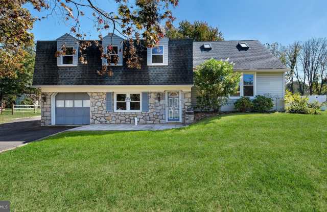 Photo of 1233 SPENCER Road