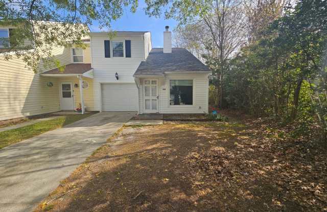 Cute Townhome In the Center of Jacksonville