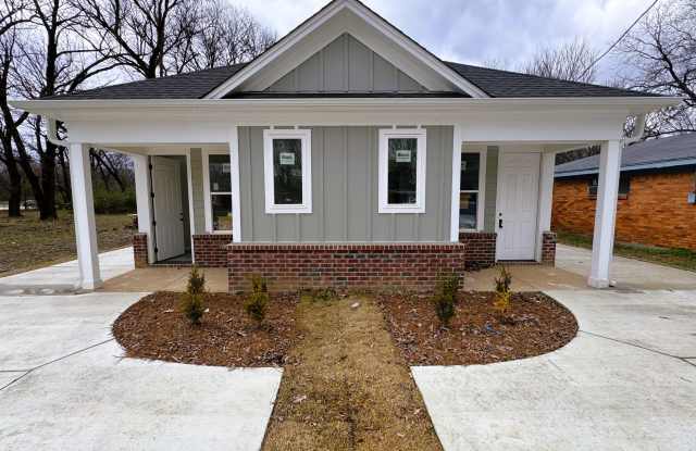 Photo of 547 Berclair Road - 101