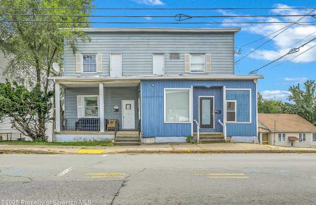 Photo of 1202 Main St.