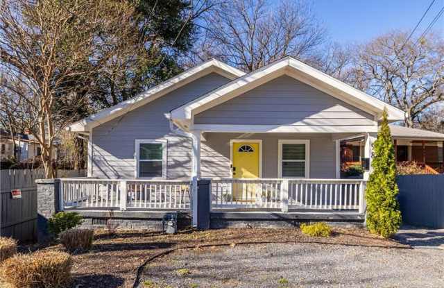 988 Mayson Turner Road NW