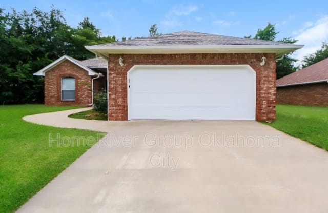 3905 Penny Dr - 3905 Penny Drive, Midwest City, OK 73110