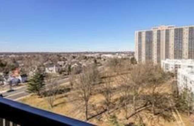 5505 SEMINARY Road