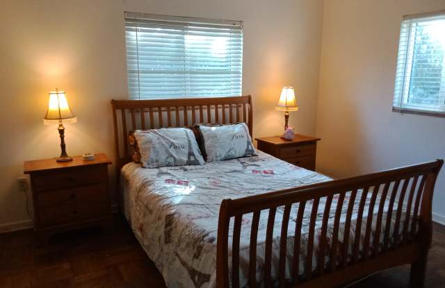 525 South Lakemont Avenue