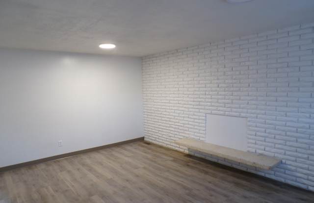 752 East 300 South