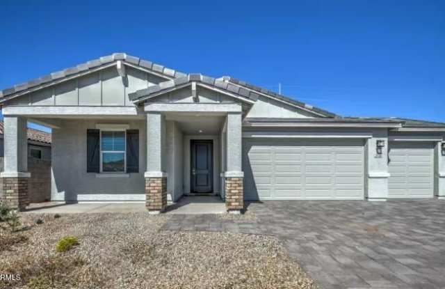 2026 E Piedmont Place