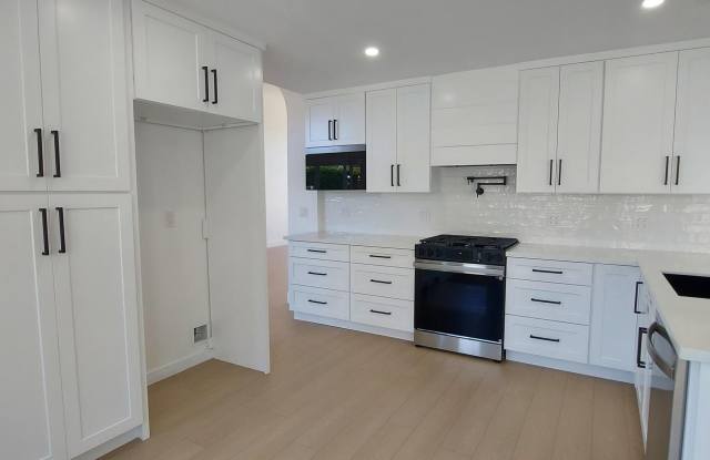 748 Azure Hills Drive