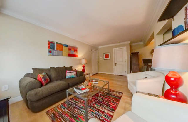 2841 Gainesville Street Southeast#201