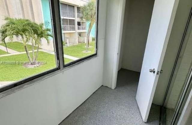 2011 NW 46th Ave - 2011 Northwest 46th Avenue, Lauderhill, FL 33313