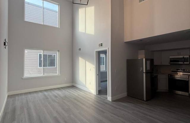 800-808 Callowhill St