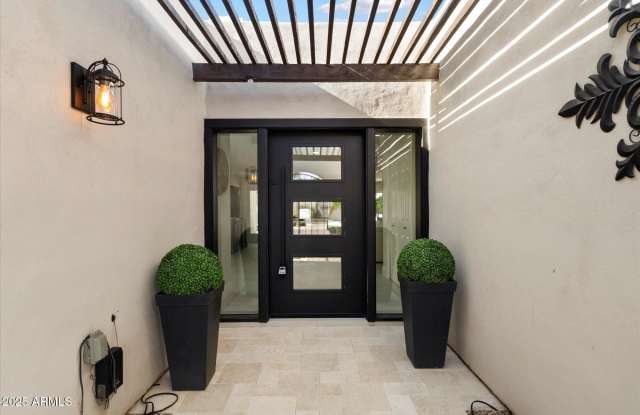 8338 E SAN RAFAEL Drive