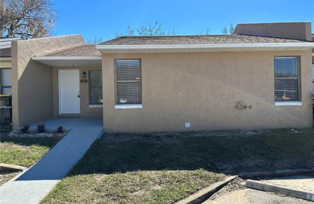 Photo of 185 LAKESIDE HILLS LOOP