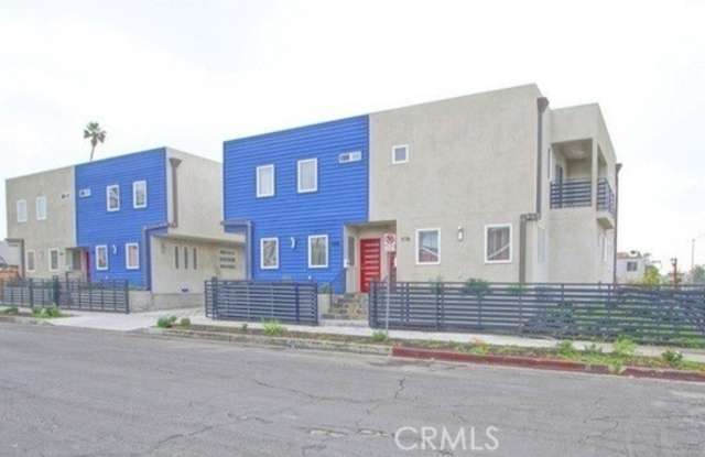 4710 W Maplewood Ave