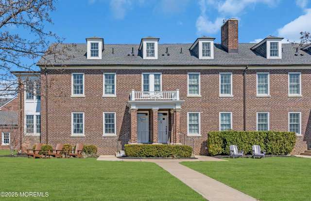 Photo of 15 Russel Avenue