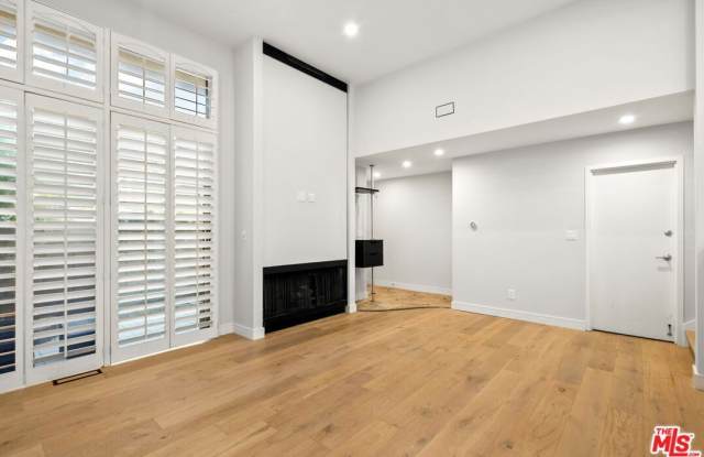 Photo of 4771 La Villa Marina unit: G