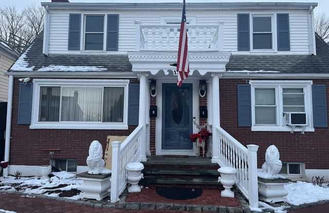 Photo of 120 Lexington Avenue