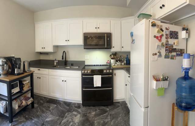 800 North Eucalyptus Avenue