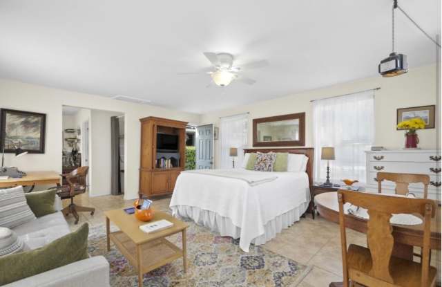 Photo of 509 Live Oak StreetUnit 1