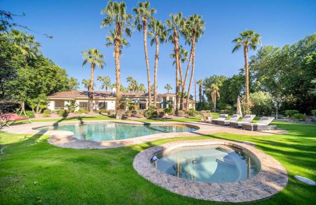 81995 Mountain View Ln