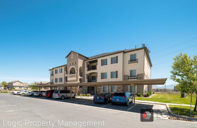 3723 E. Rock Creek Rd. Apt. 8