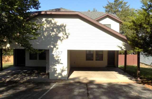 337 Hawthorne Unit B