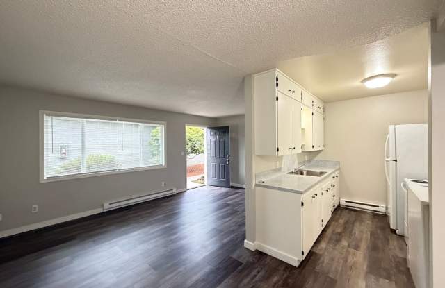P117 - Gardenside Apartments