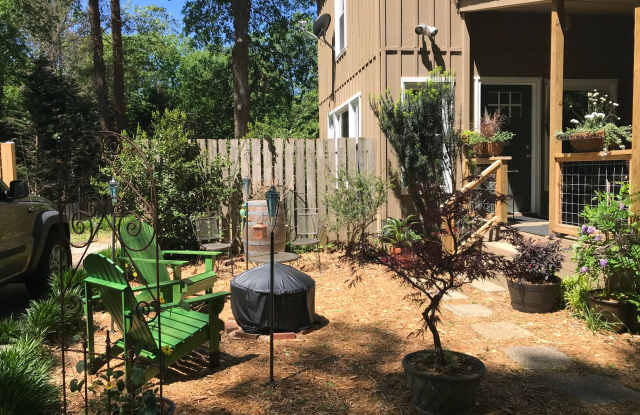 Photo of 217 Morehead St