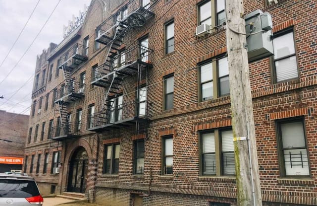 198-40 32nd Ave - 198-40 32nd Ave, Queens, NY 11358