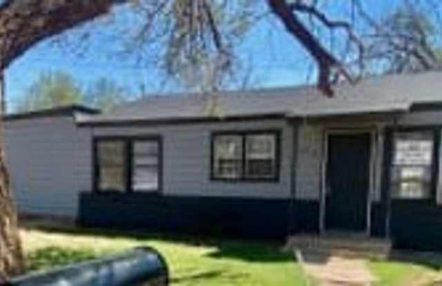 Photo of $0 First Month's Rent / $0 Deposit at Move-in