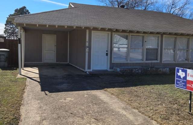 Photo of 1912 WOOD AVENUE