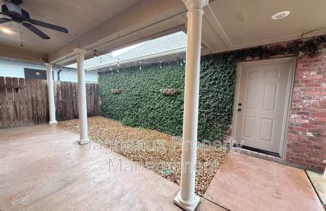 2137 La Cache Dr