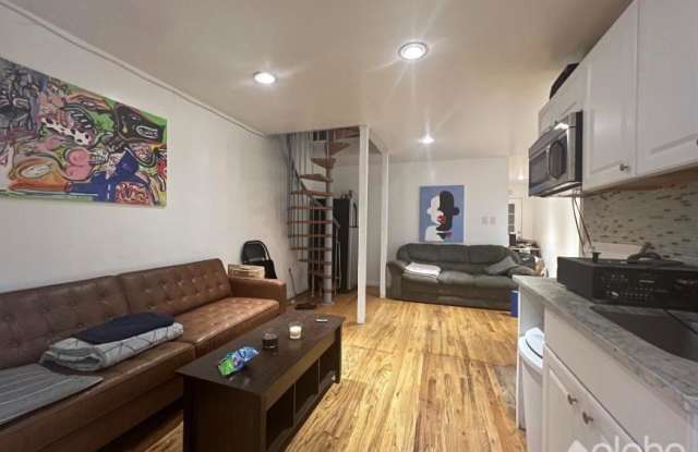 Photo of 161 E 107 ST.