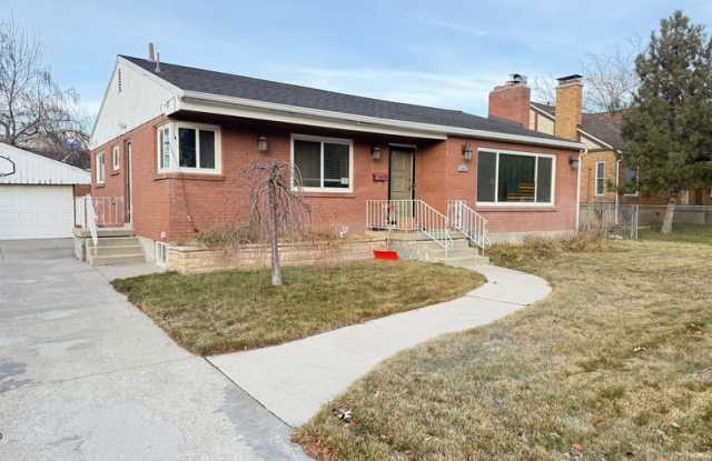 1593 East 3350 South - 1