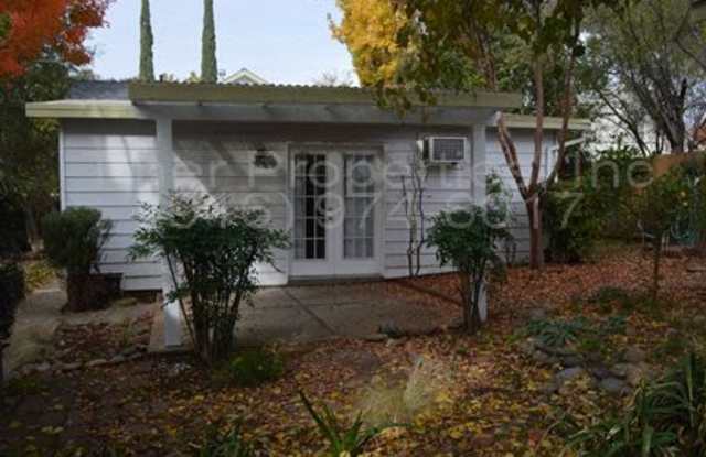 Updated Charming Studio in Historic Folsom - BACK UNIT ONLY - 603 Mormon Street, Folsom, CA 95630