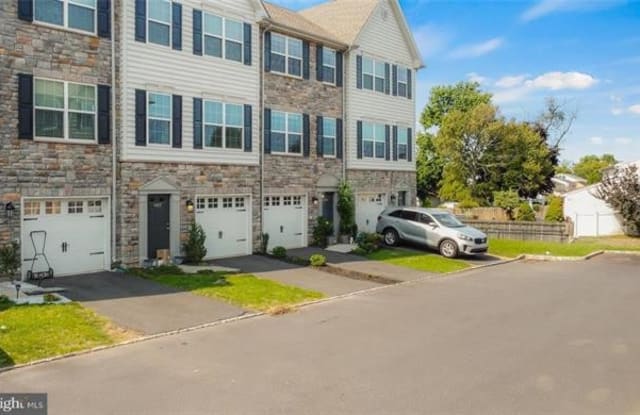 1526 Brookstone Place - 1526 Brookstone Place, Hellertown, PA 18055