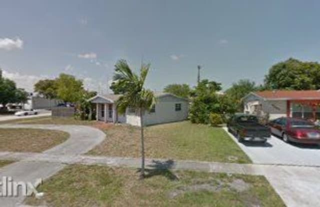 6431 SW 2nd St - 6431 Southwest 2nd Street, Pembroke Pines, FL 33023