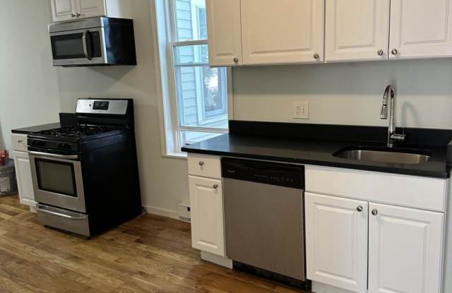 506 East Broadway St.